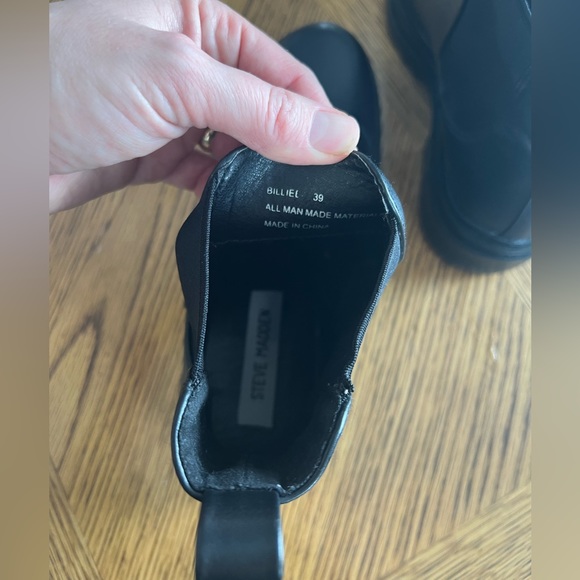 Steve Madden Boots - Picture 2 of 4